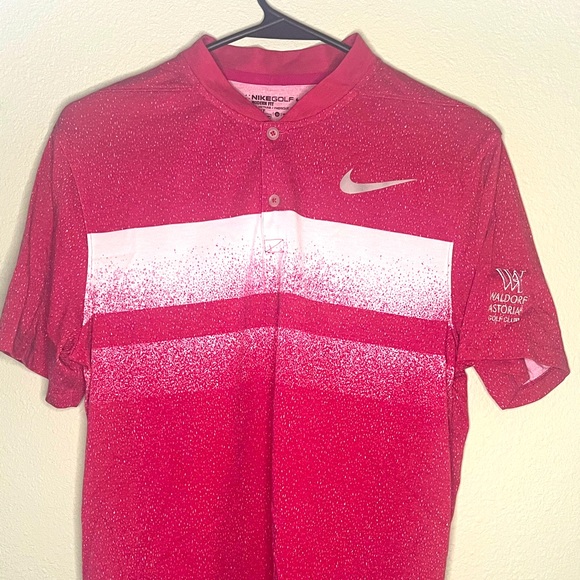 Nike Dri Fit with Waldorf Astoria Logo - Picture 1 of 2